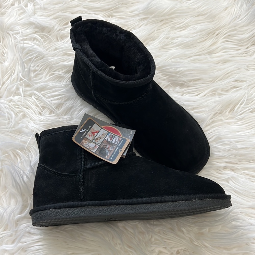 Women's Ugg style black suede boot by Lamo
